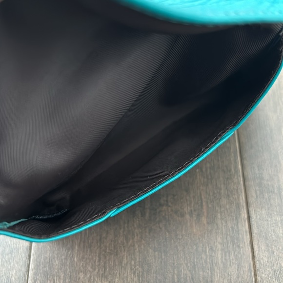 LEATHEROLOGY Turquoise Leather Headphone Wrap Cord Holder, Pencil Pouch, Wallet - Picture 14 of 16